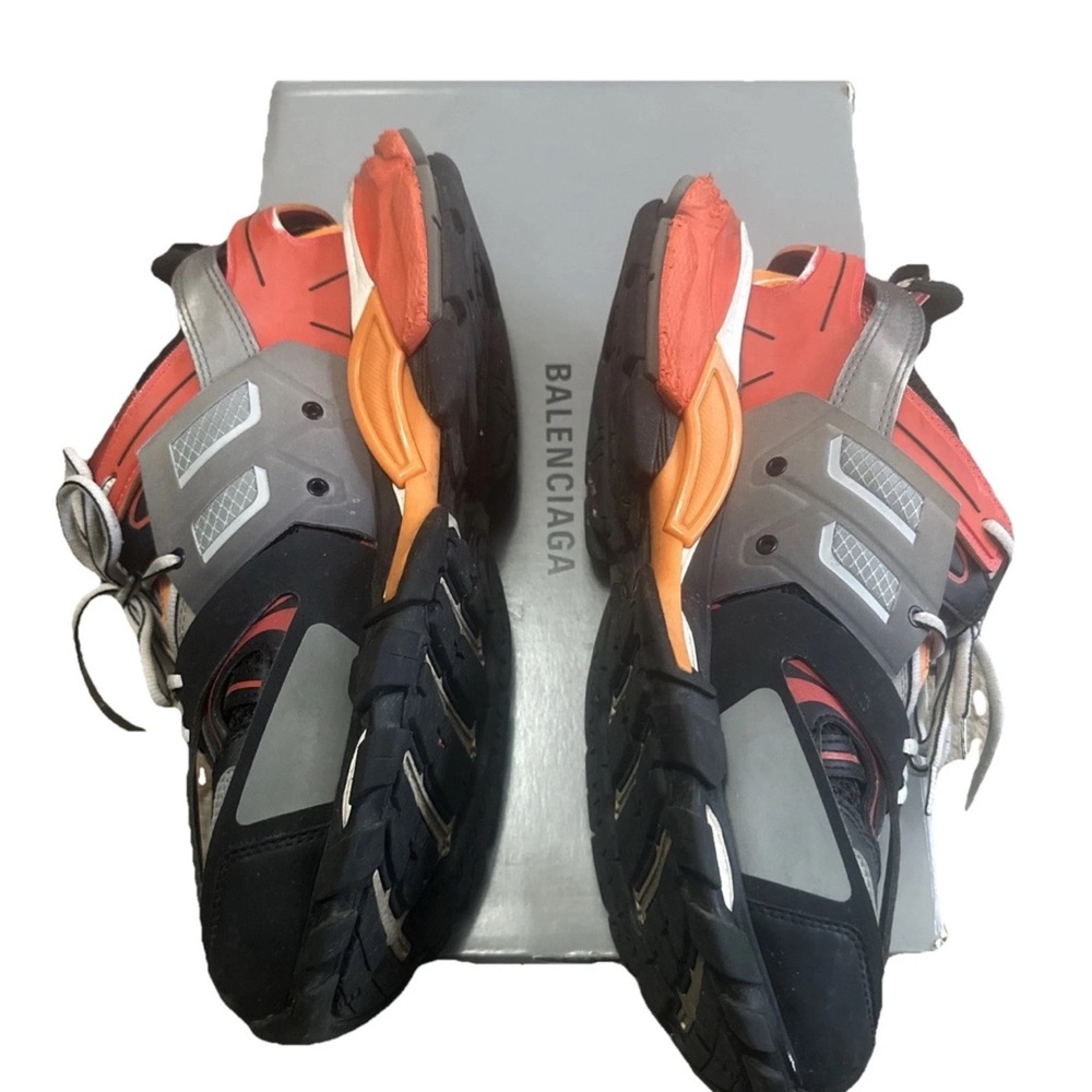 Balenciaga Track Runner Black and Red - Picture 3 of 9